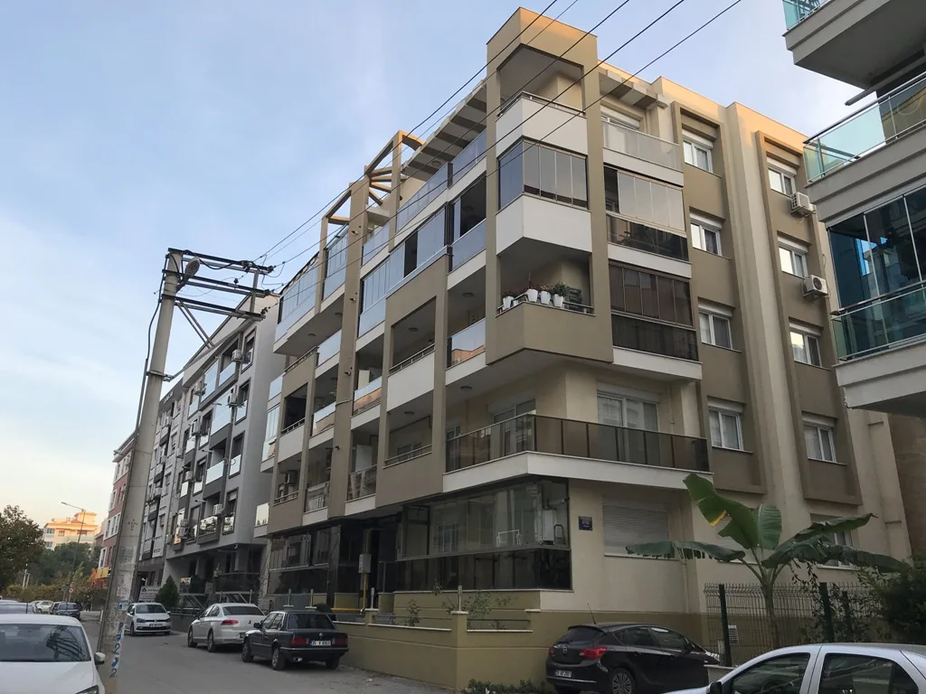Toprak Apartmanı